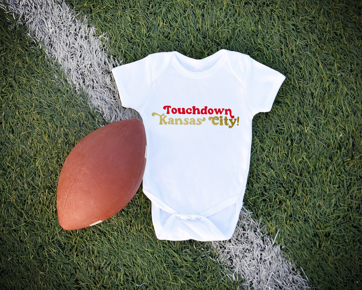Touchdown Kansas City Arrowhead Gerber ONESIE® brand unisex 0-3, 6-9, 3-6 months Retro baby bodysuit KC Super Bowl 2023