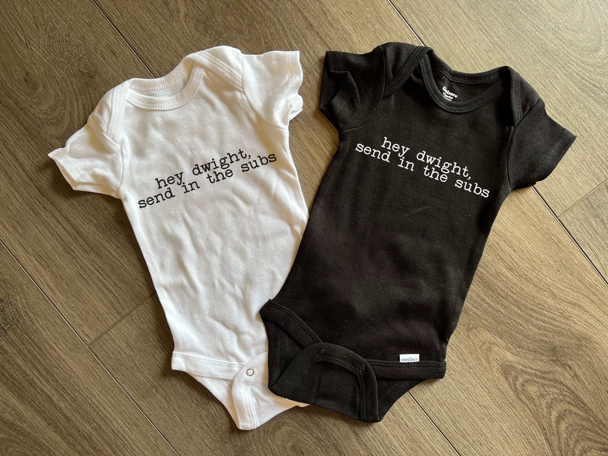 Announce Your Pregnancy! Hey Dwight, Send in The Subs Office Gerber ONESIE® Se 0-3, 3-6, 6-9 months Pam & Jim baby shower gift